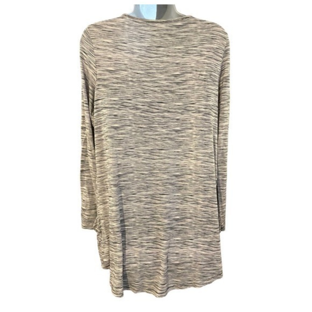 Grace Long Sleeve Work Out Top with High/Low Hem Size M